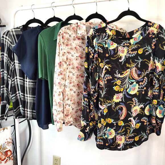 LOFT Career & Casual BUNDLE Small Women's Short & Long Sleeve Blouses Shirts - Picture 1 of 10